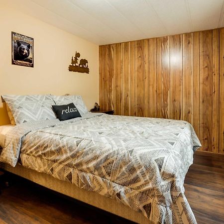 Brookings Home With Deck, Half Mi To Harris Beach! Extérieur photo
