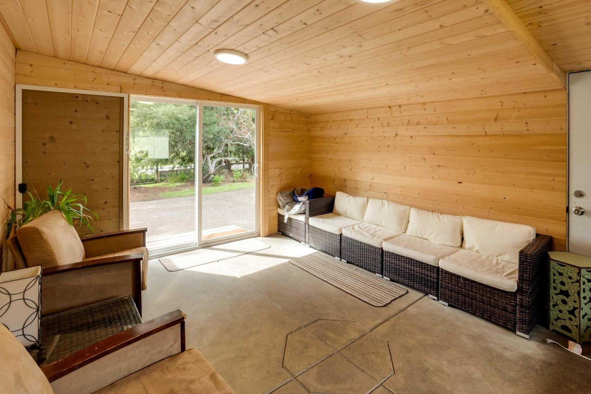Brookings Home With Deck, Half Mi To Harris Beach! Extérieur photo