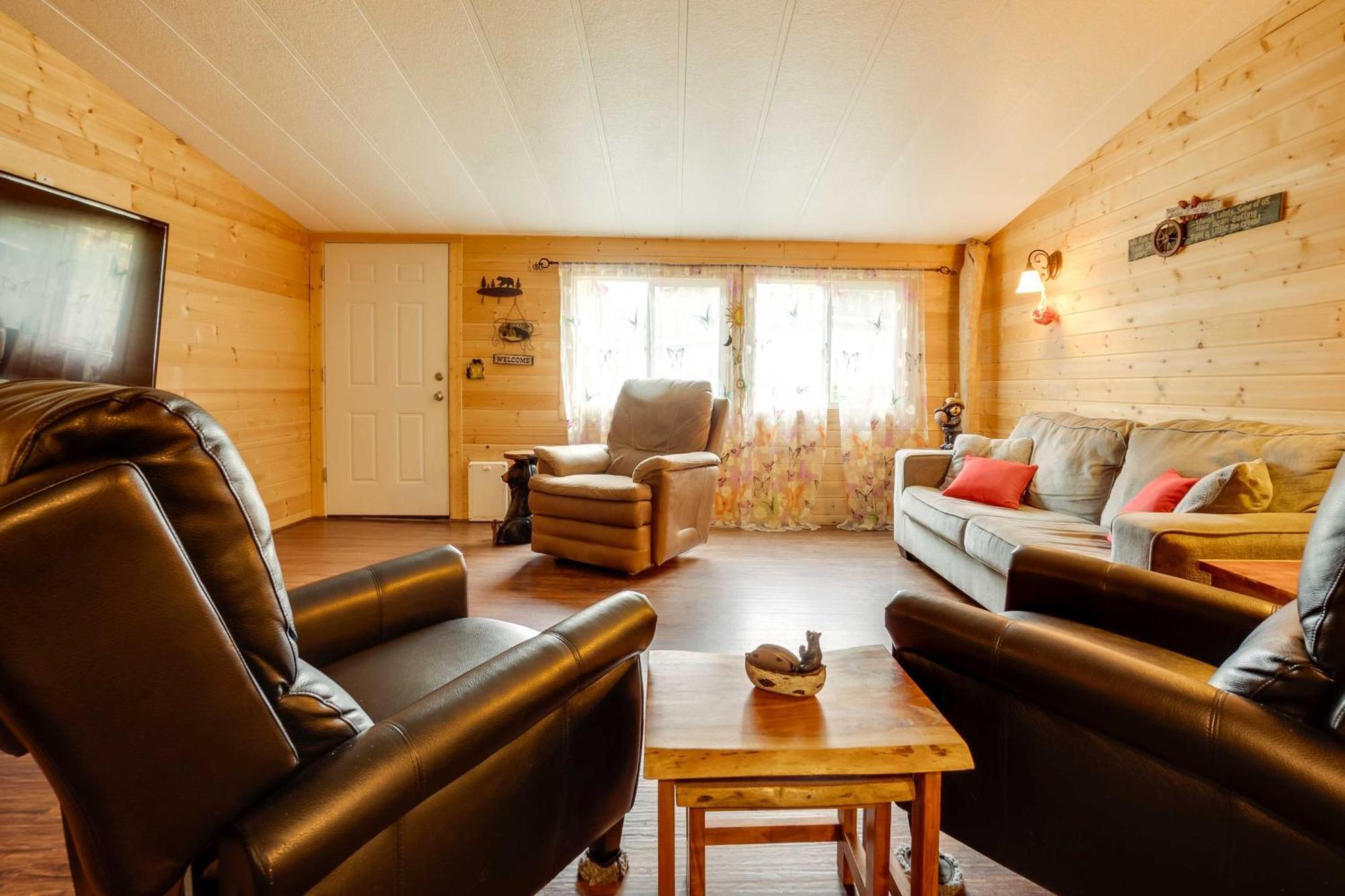 Brookings Home With Deck, Half Mi To Harris Beach! Extérieur photo